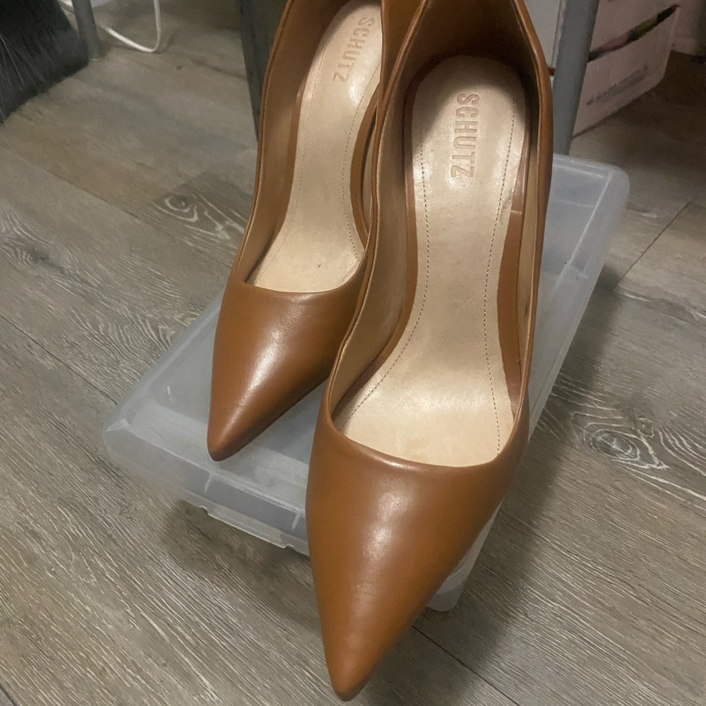 SCHUTZ Women's Tan Heels